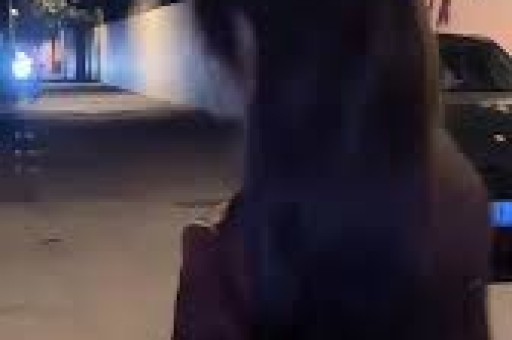 曝18岁小马云恋爱！染红发绿毛一副社会人与女网红甜蜜互动