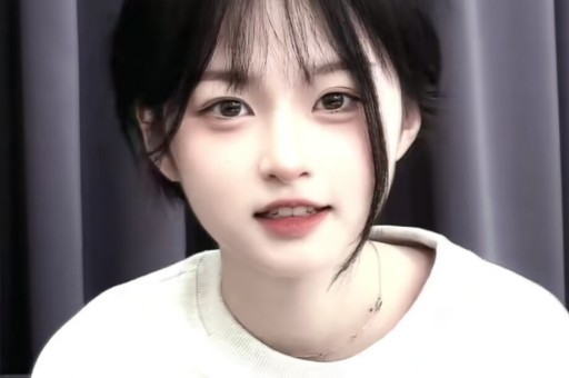 【庐小苑带您追剧】网红父母互撕夺子 法理情理如何裁判
