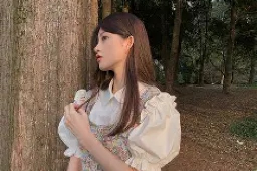 大闸蟹价格战引发的互撕？品牌已遭大闸蟹协会除名两大直播顶流在争什么？